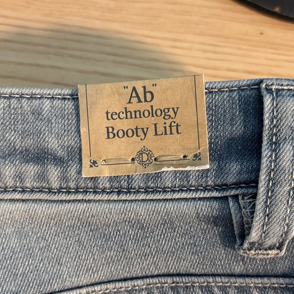 Democracy Gray Flare Jeans with Lace Detail - Picture 4 of 9